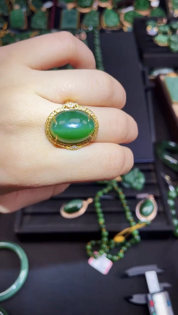 【闪购商品】和田玉戒指18K金镶嵌多样性发一Z