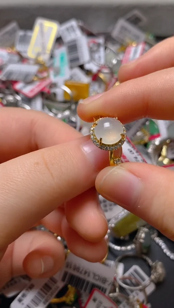 银S925镶嵌戒指翡翠百内无证书