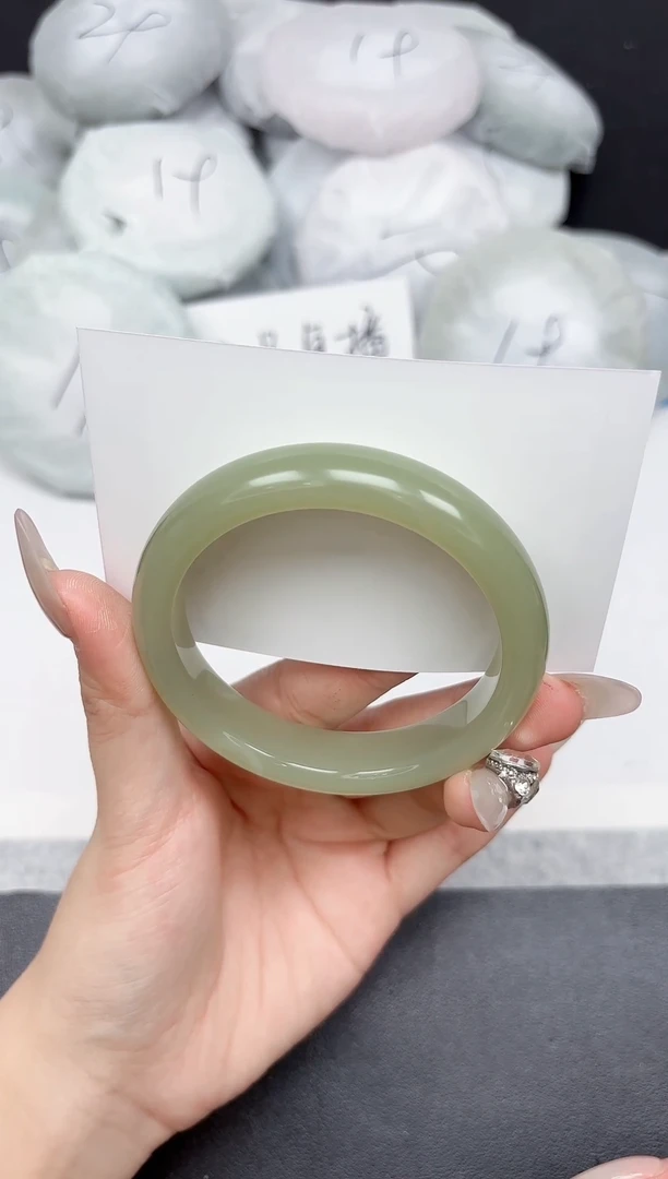 未镶嵌手镯石英质玉232-57-58