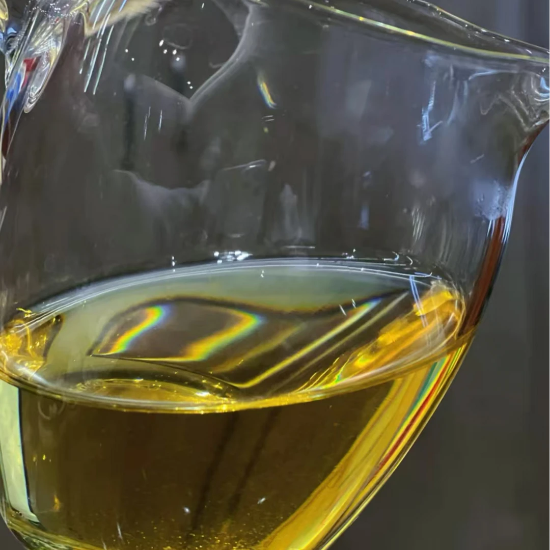 2025年冰岛老寨大树春茶