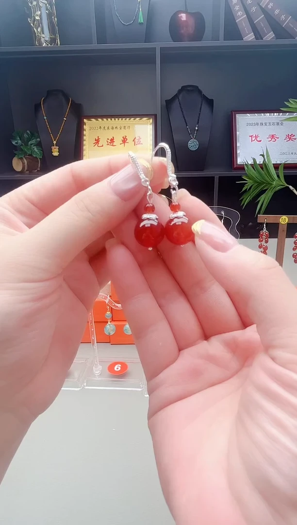 未镶嵌耳钉玛瑙/玉髓408