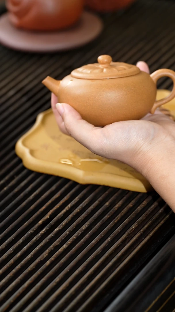 茶壶紫砂150cc莲蒲壶