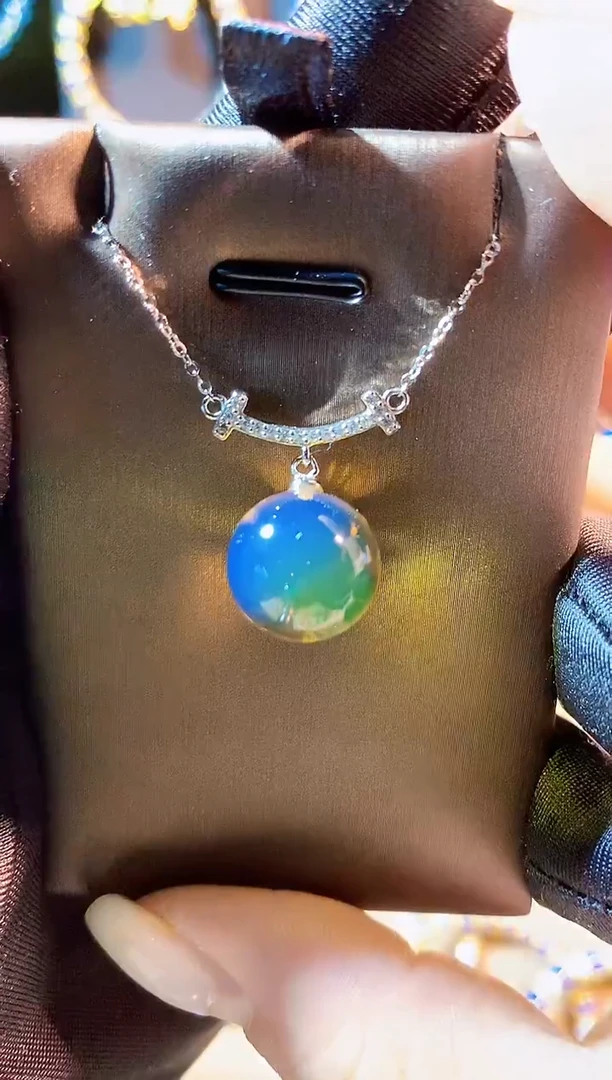 蓝珀银S925镀金镶嵌珠宝奇石蓝珀13mm吊坠