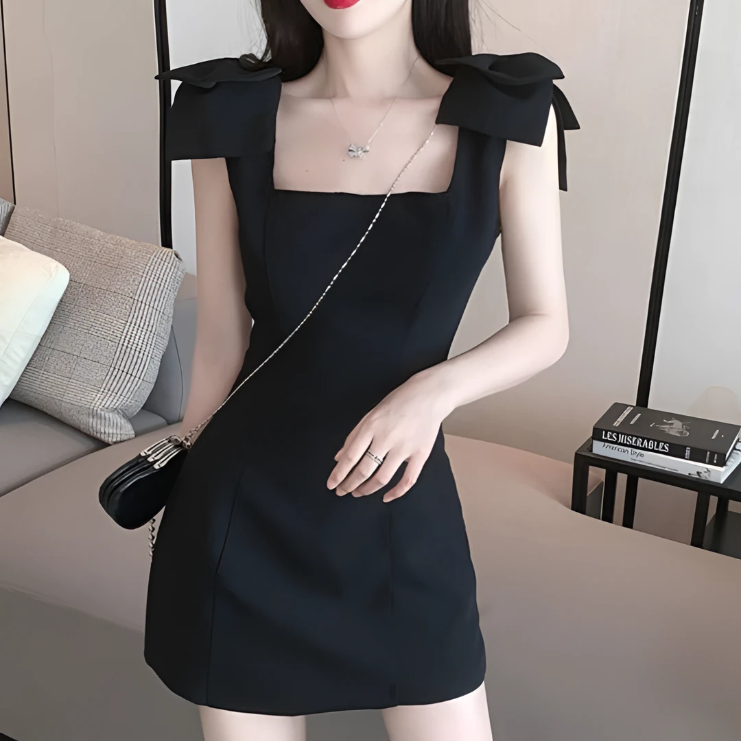 别致蝴蝶结无袖吊带连衣裙设计感小众赫本风法式气质小个子收腰女