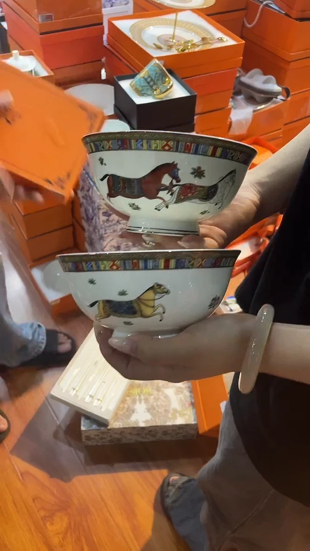 杯鸿辉家品牌瓷器，京东包邮！