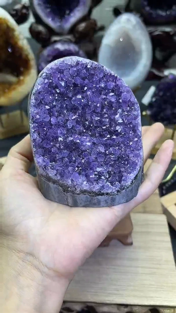 未镶嵌大型摆件（非配饰）紫晶177号摆件