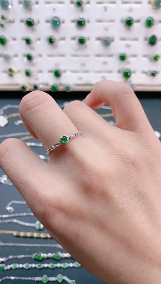 【闪购商品】翡翠戒指银S925镶嵌天然翡翠