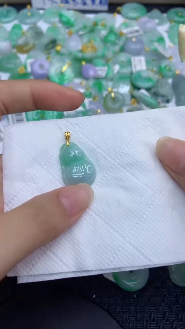 颈饰未镶嵌翡翠天然缅甸A货翡翠