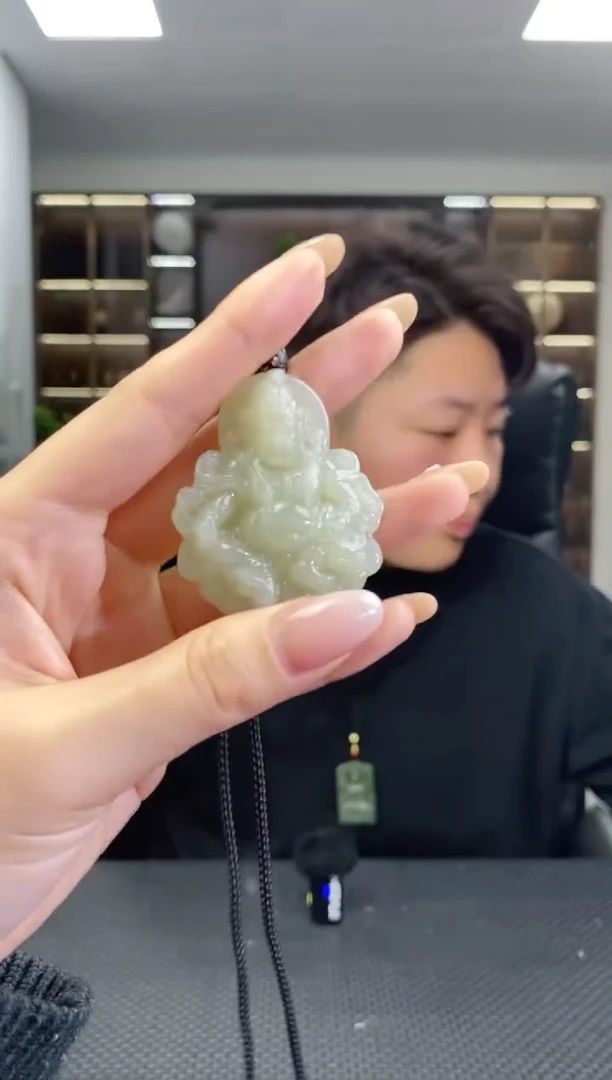 颈饰未镶嵌和田玉黄财神