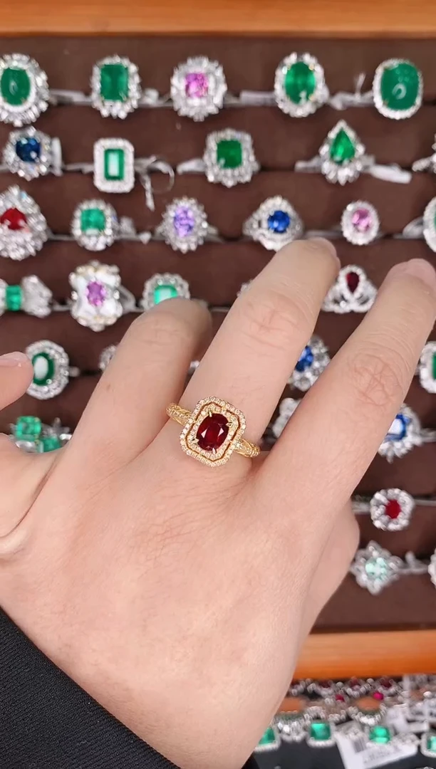 【闪购商品】红宝石18K金戒指18K金镶嵌18K金戒指