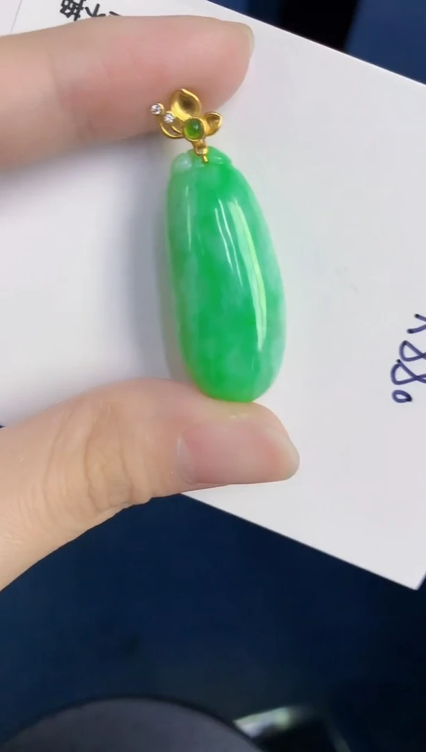 颈饰未镶嵌翡翠天然翡翠缅甸A货