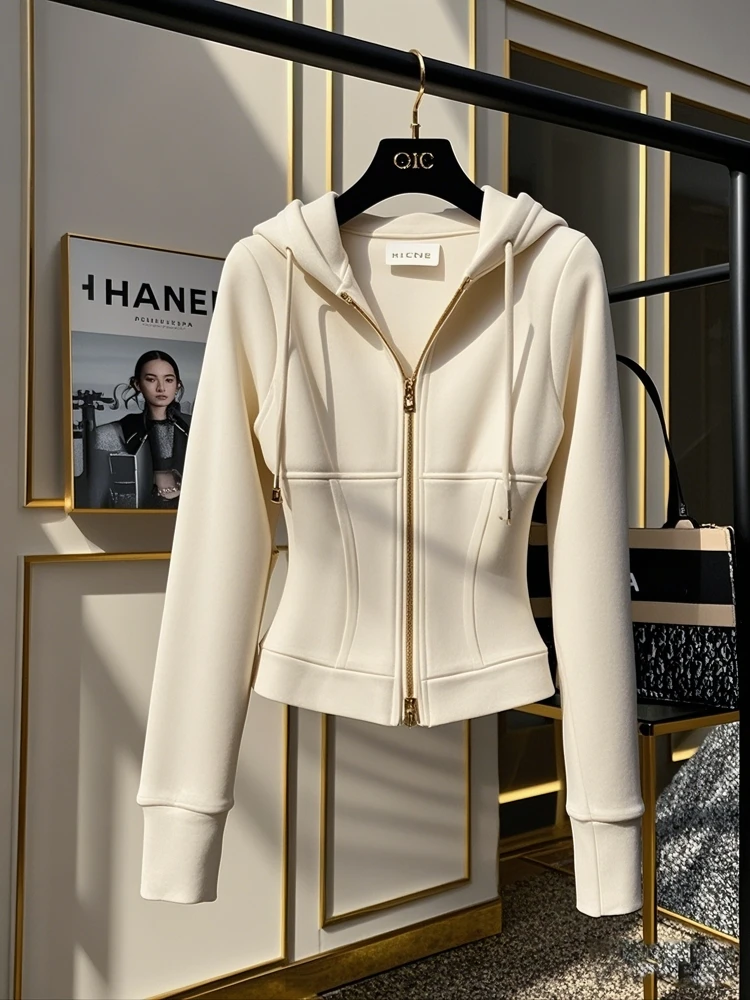今年流行爆款独特超好看气质收腰米白色冬季百搭卫衣短款外套女冬