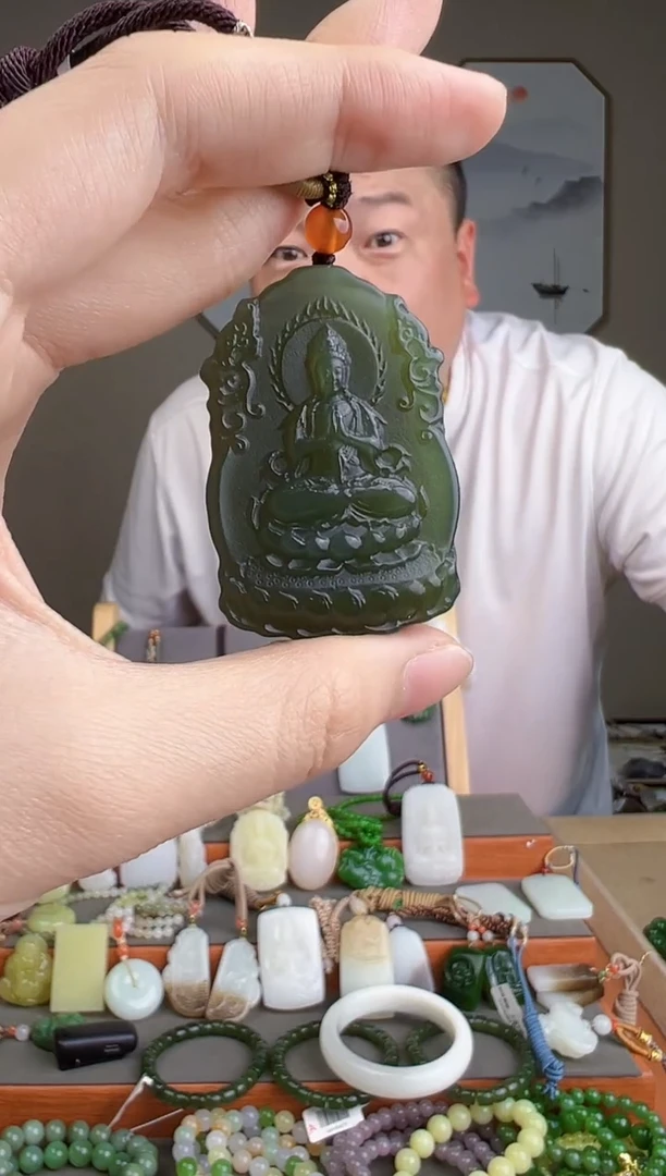 颈饰未镶嵌和田玉一物一证 拍一单发一个