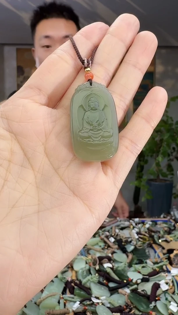 未镶嵌和田玉挂件拍一发一