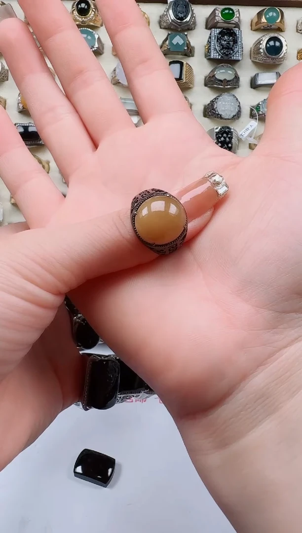 翡翠戒指未镶嵌天然翡翠