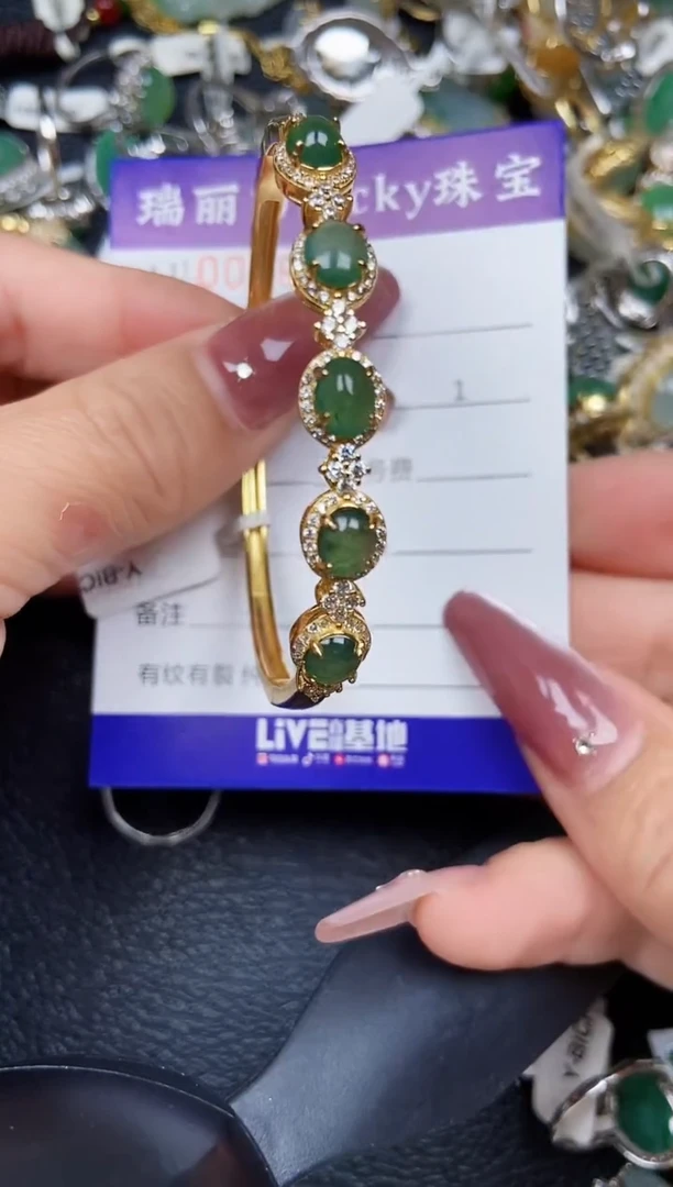翡翠银S925镶嵌颈饰8921