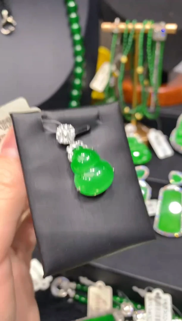 颈饰银S925镶嵌翡翠41一季