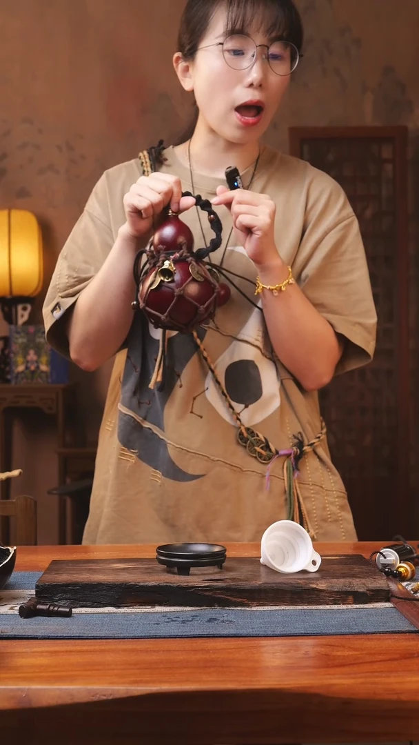 1553号大漆酒葫芦一物一拍