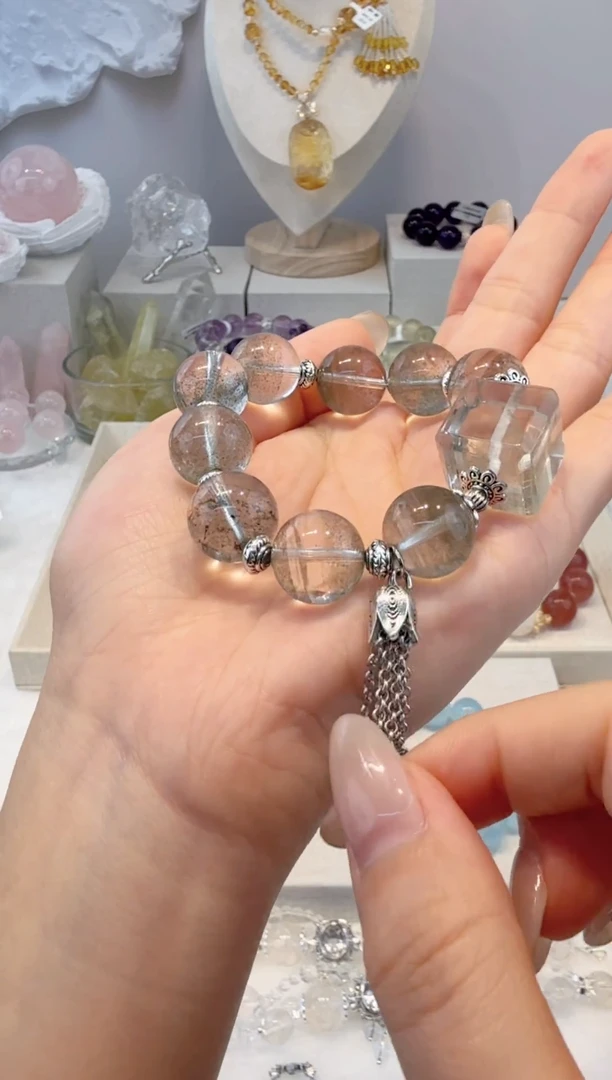 水晶手串未镶嵌拍10单发一串 多样性发其一