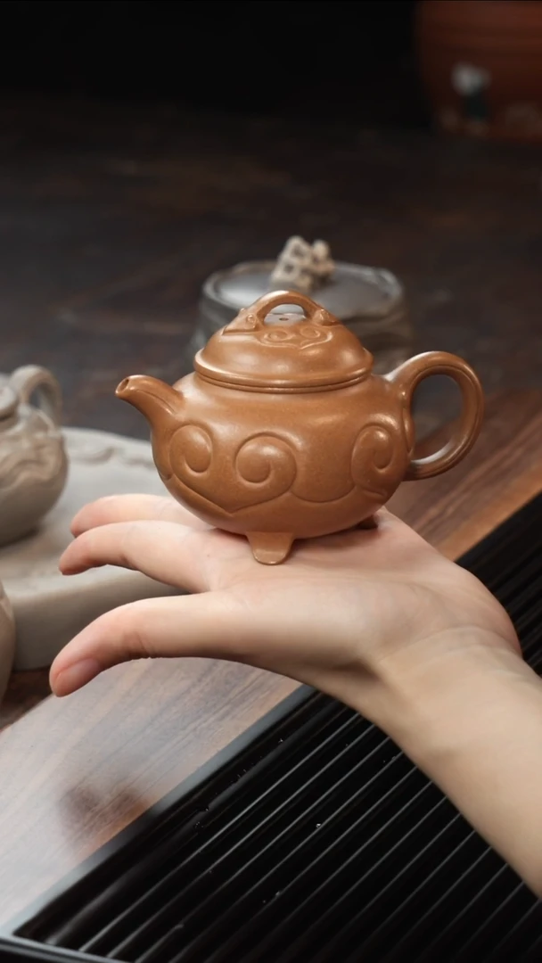 茶壶紫砂三足如意黄金段