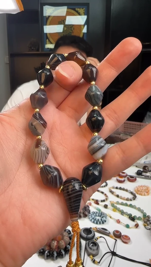 未镶嵌手链玛瑙/玉髓1124-62多样性的发货