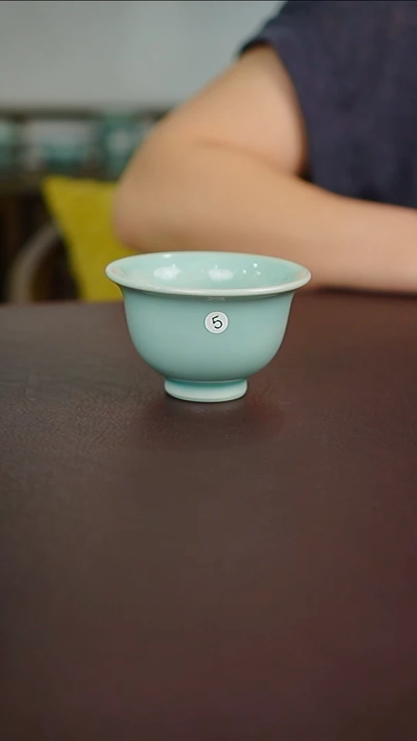 5号侯家压手杯无纹微瑕有暇简包 节日福利