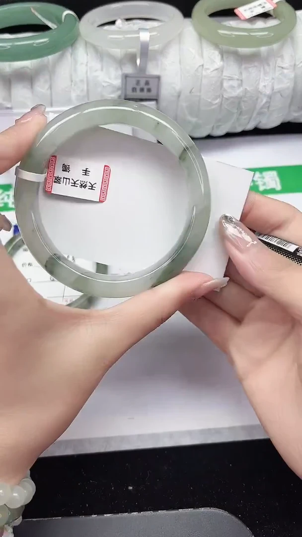 未镶嵌手镯石英质玉341-60/61