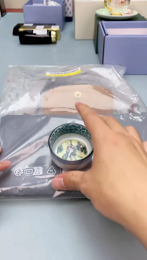 瓷片瓷片开播，全场浮力