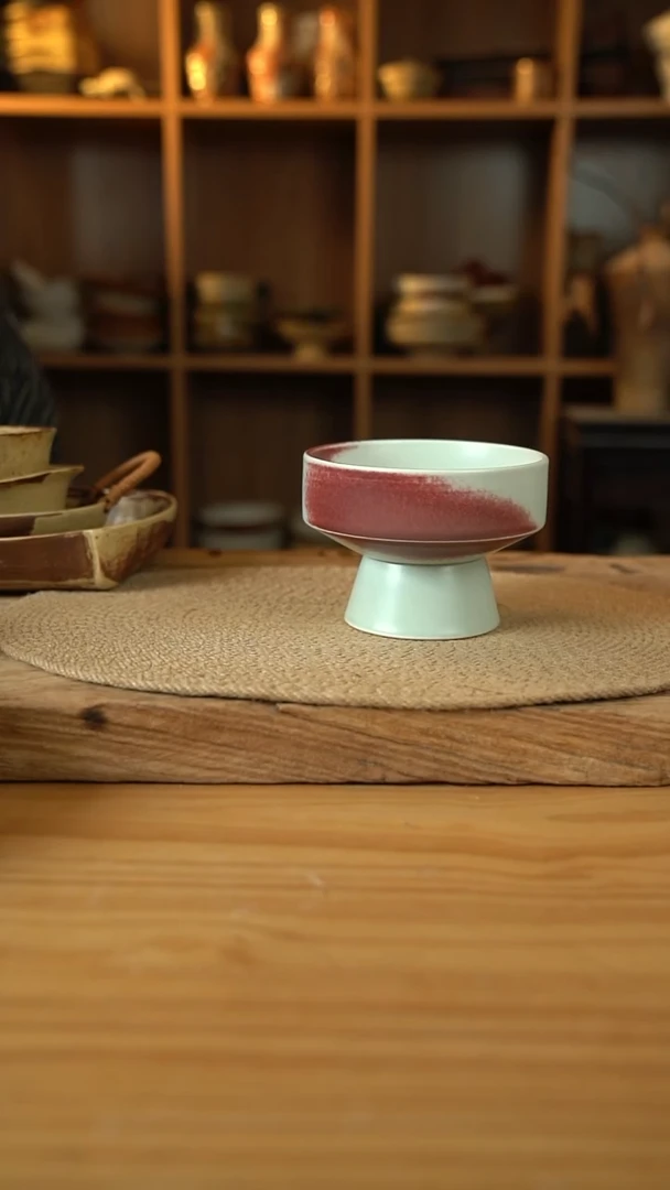 郎红系列的高脚果盘1个