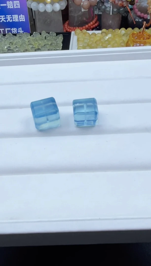 【闪购商品】海蓝宝石颈饰未镶嵌55a拍二发一/2.12/1个