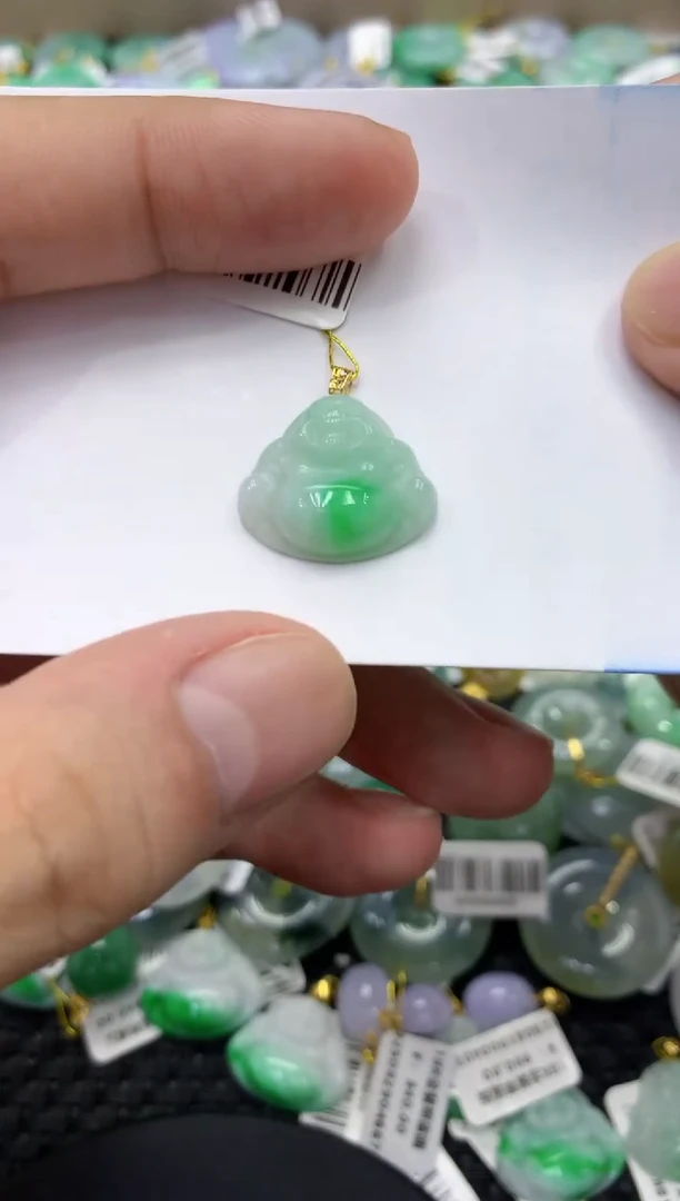 颈饰18K金镶嵌翡翠天然缅甸翡翠A货