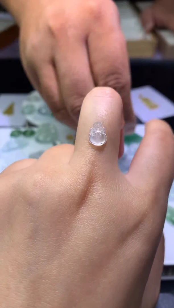 未镶嵌定制翡翠毛货