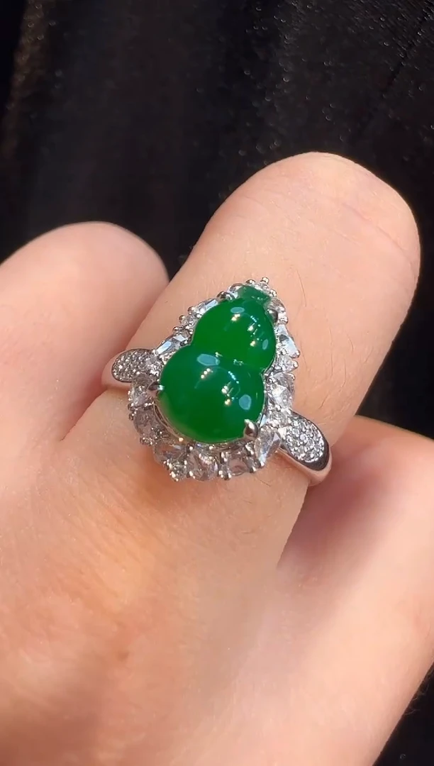 翡翠戒指18K金镶嵌L5戒指