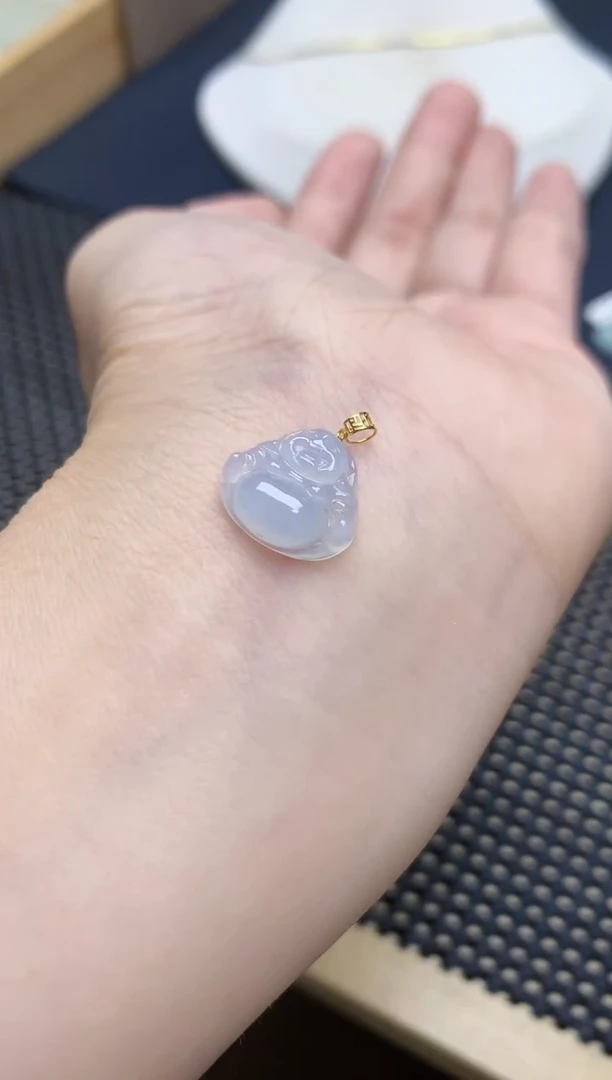 颈饰18K金镶嵌翡翠天然缅甸A货翡翠