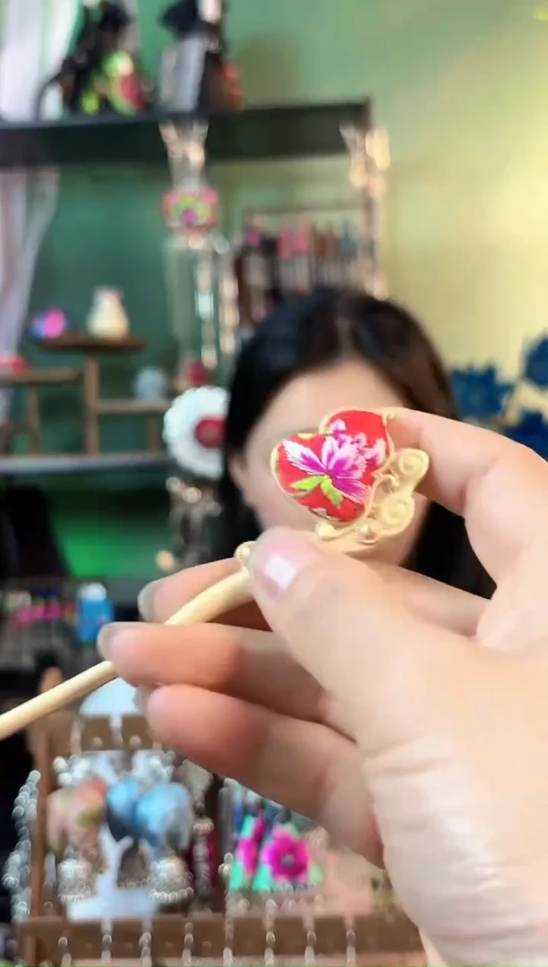织绣彩云南阁非遗老绣738