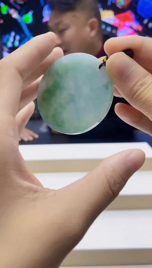 未镶嵌定制翡翠-毛货挂件11