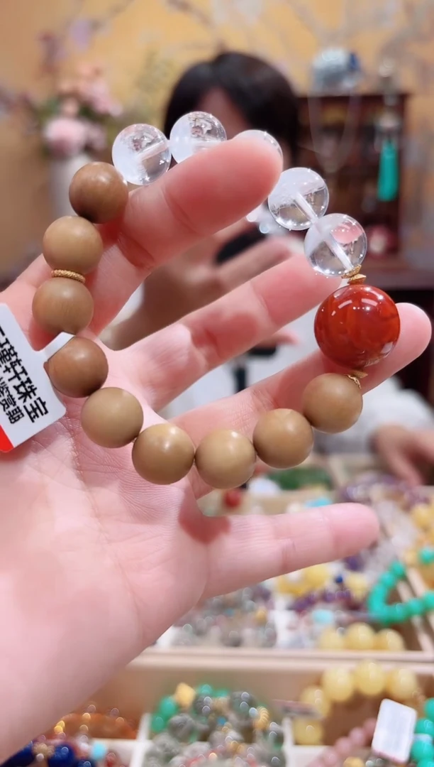 18K金镶嵌手串水晶设计款珠串