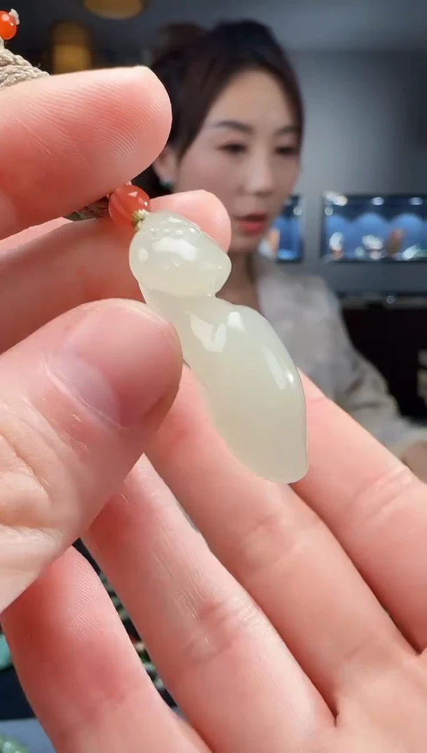 【闪购商品】和田玉吊坠(不含链)未镶嵌1