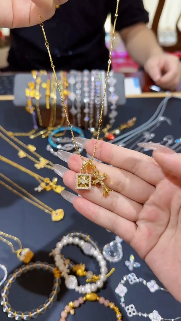 合成立方氧化锆铜合金111