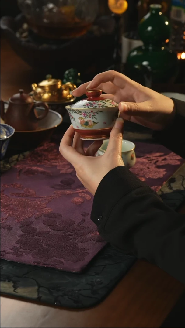 瓷片一如山坊