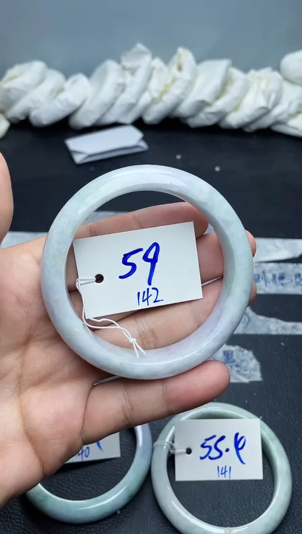 未镶嵌手镯翡翠142