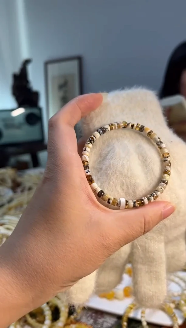 未镶嵌蜜蜡裸石?****?蜜蜡手串5mm