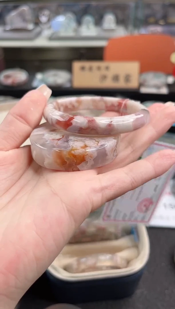 未镶嵌手镯石英质玉53圈口（赠品镯心）S910180