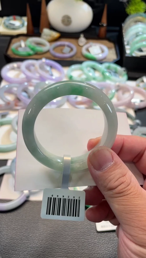 未镶嵌手镯翡翠31号链接 有纹裂