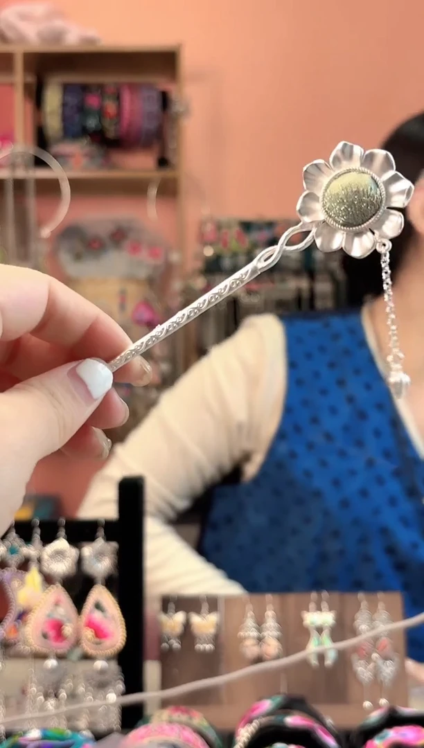 织绣艺枝独绣手工饰品99