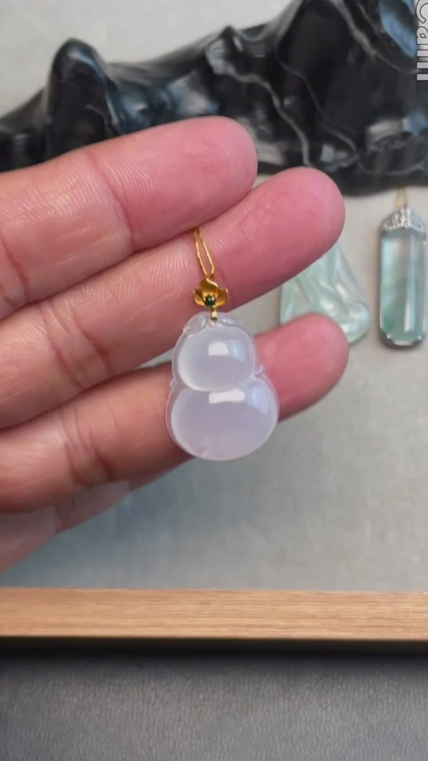 【闪购商品】翡翠吊坠(不含链)18K金镶嵌天然缅甸翡翠A货
