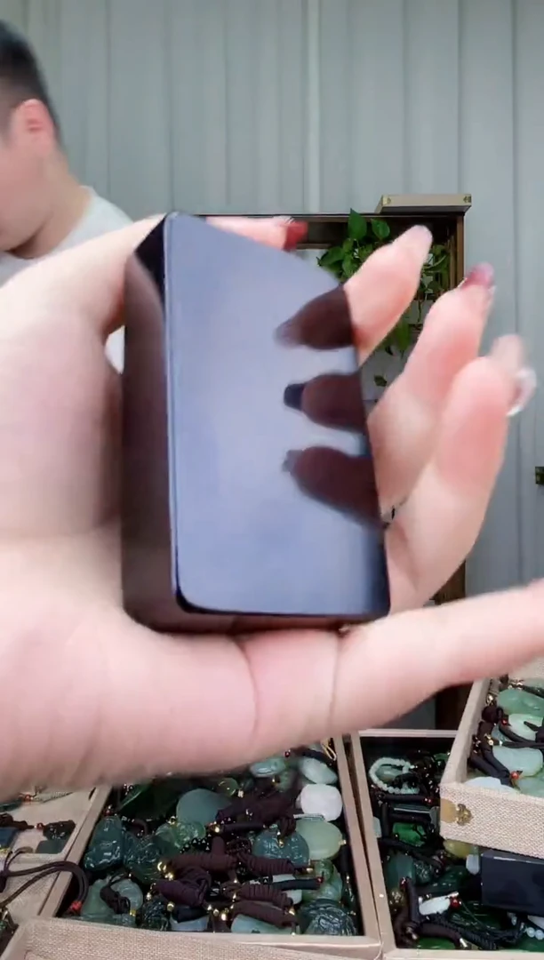 【闪购商品】和田玉挂件未镶嵌拍一发一，多样性发货！