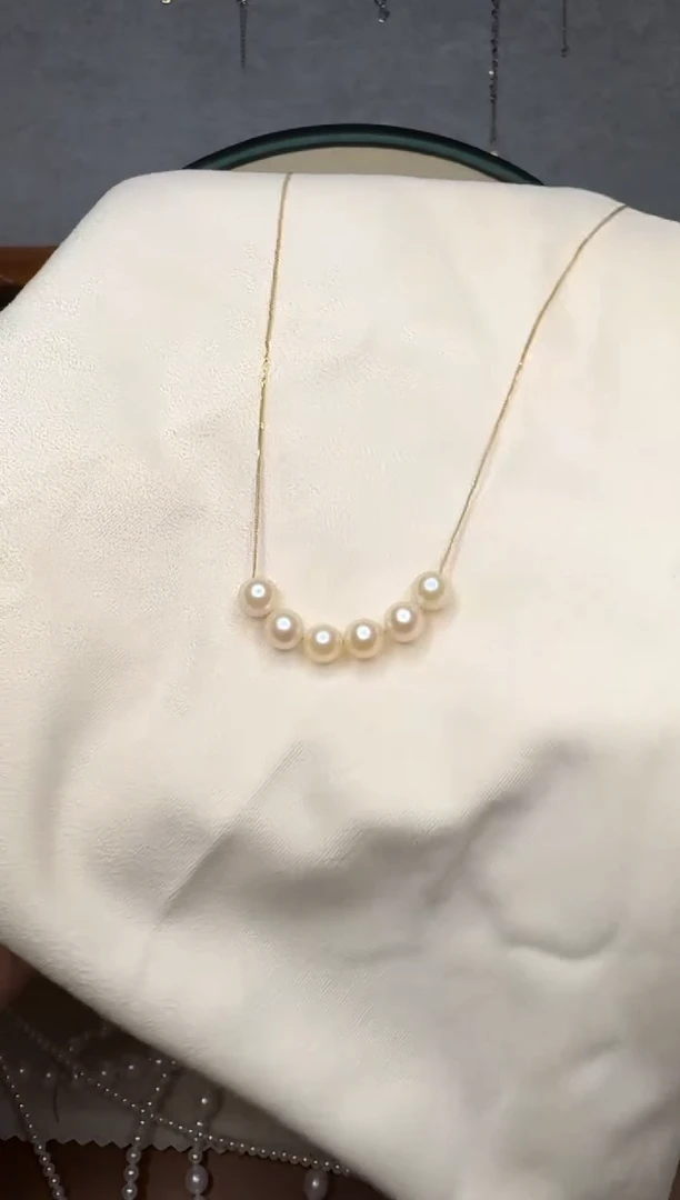 【闪购商品】海水珍珠颈饰18K金镶嵌12号极光羽皇金项链