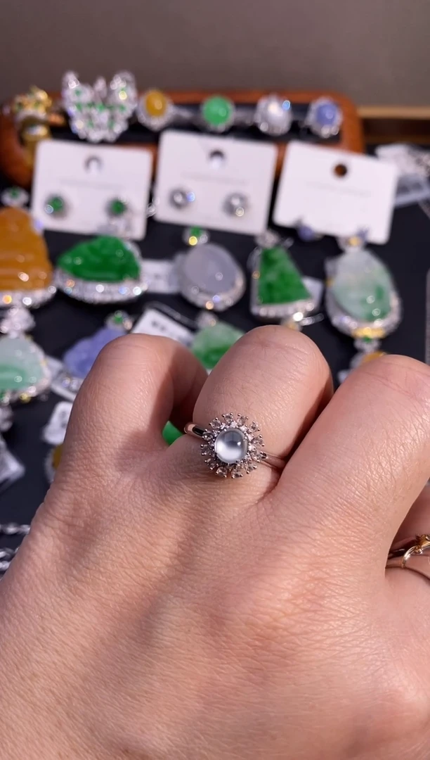 【闪购商品】翡翠戒指18K金镶嵌戒指