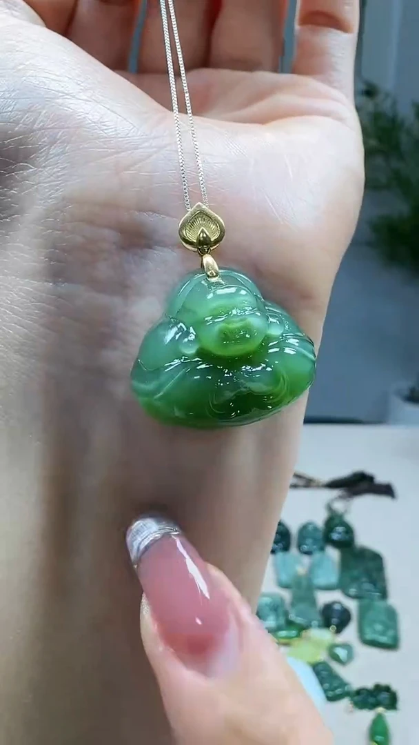 吊坠(不含链)18K金镶嵌和田玉1